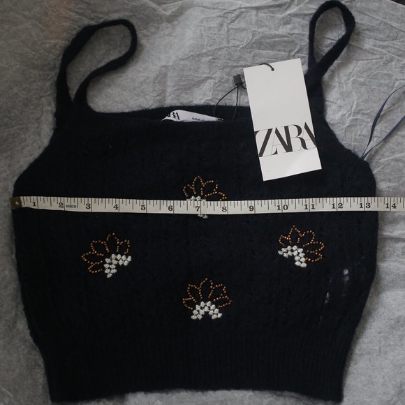 NWT BEADED EMBROIDERED WOOL BLEND KNIT NAVY TOP. - Picture 5 of 8